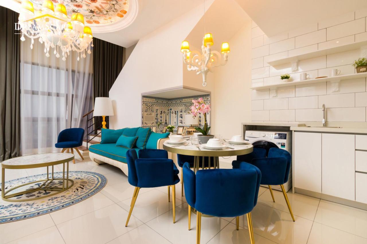 Апарт готель Arte Mont Kiara Куала-Лумпур Екстер'єр фото A modern apartment in Warsaw, Poland